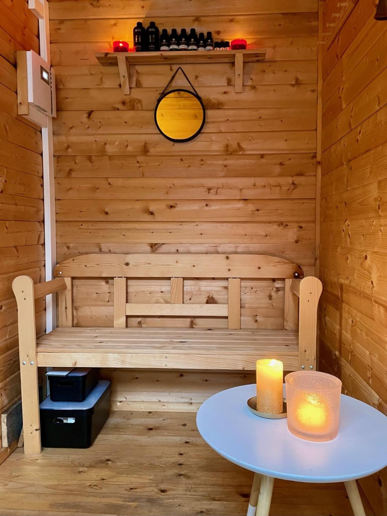 Modernes Holzhaus Im Skandinavischen Stil Mit Sauna, Garten Und 2 Katzen Norderstedt Exterior photo
